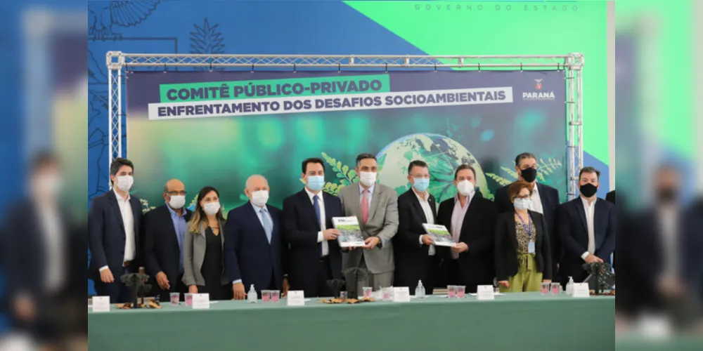 Lideranças firmaram a parceria público-privada nesta segunda-feira (25)