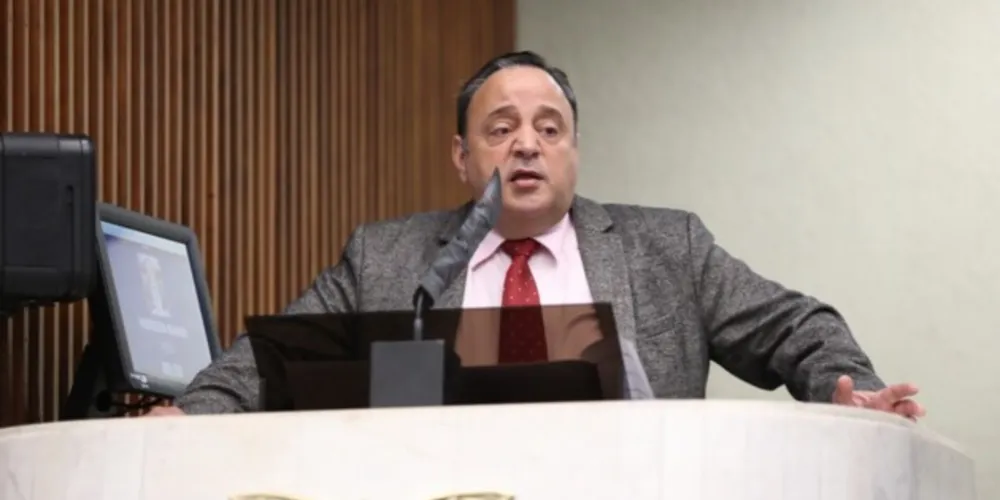 Deputado estadual do Paraná, Hussein Bakri (PSD), foi o autor da proposta.