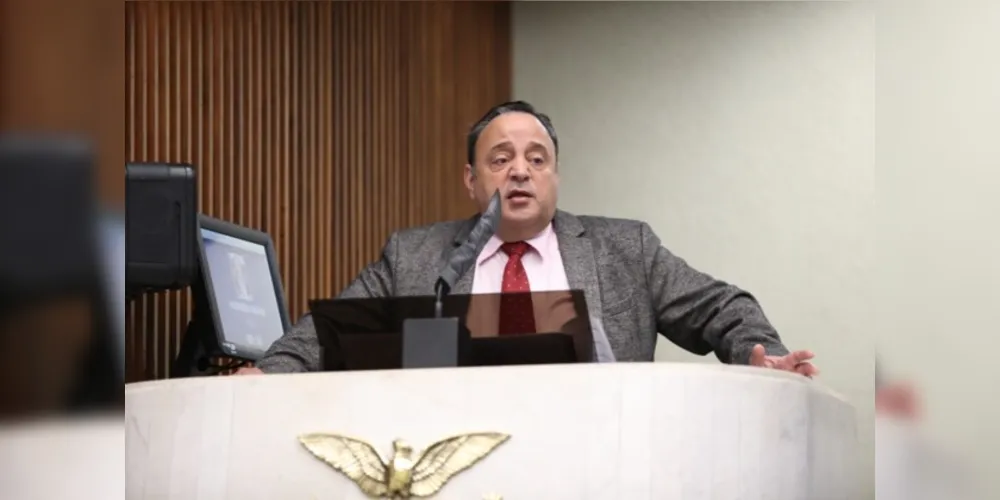 Deputado estadual do Paraná, Hussein Bakri (PSD), foi o autor da proposta.