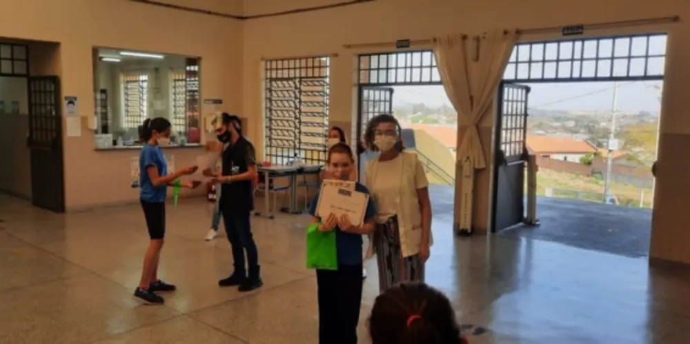 Vários trabalhos permitiram ampla abordagem