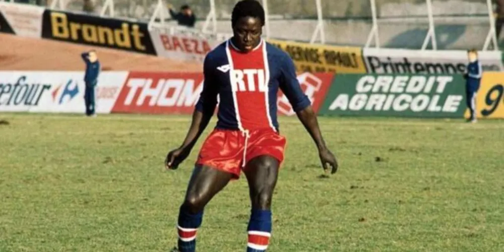 Adams defendeu o PSG em duas temporadas.