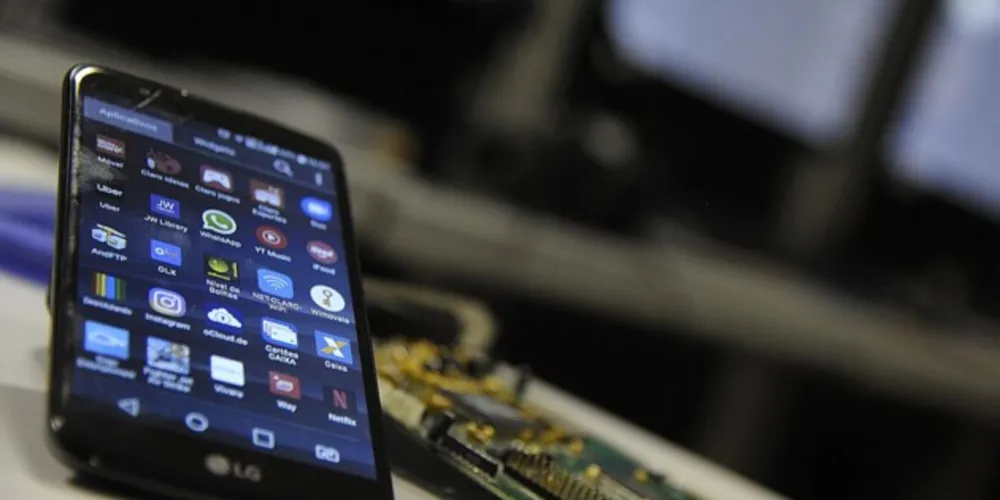 Implantação do 5G pretende trazer inovações tecnológicas ao Brasil.