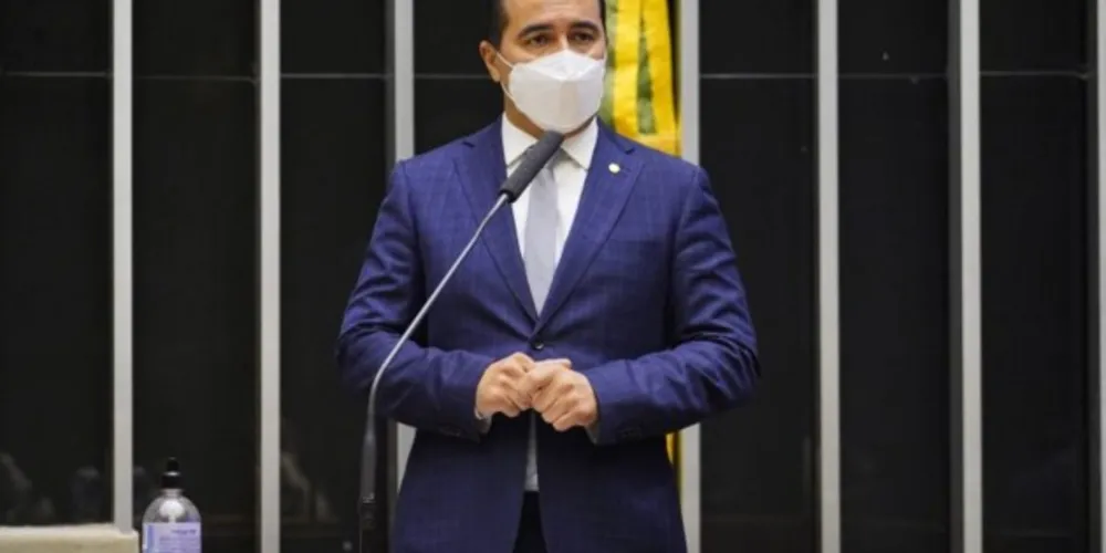 Deputado estadual Luis Miranda (DEM-DF) apresentou um substitutivo.