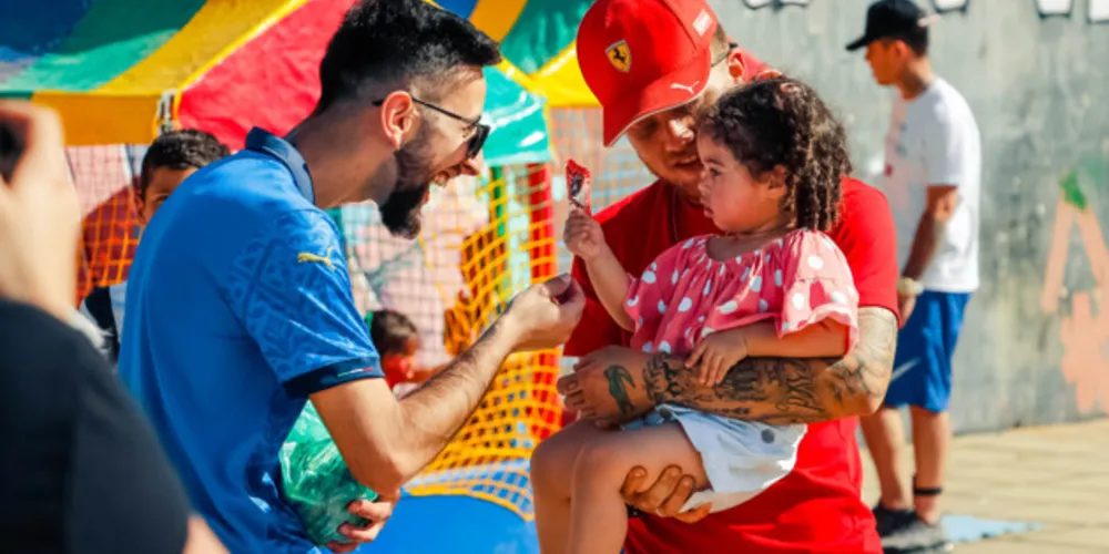Evento teve a presença de 250 crianças e adolescentes do bairro e levou alegria a região