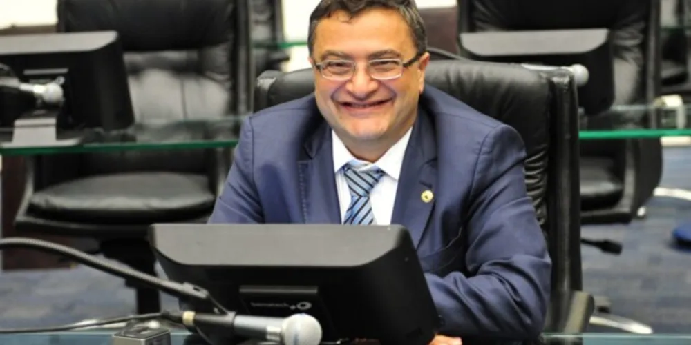 Deputado estadual do Paraná, Michele Caputo (PSDB), é o autor do projeto de lei.