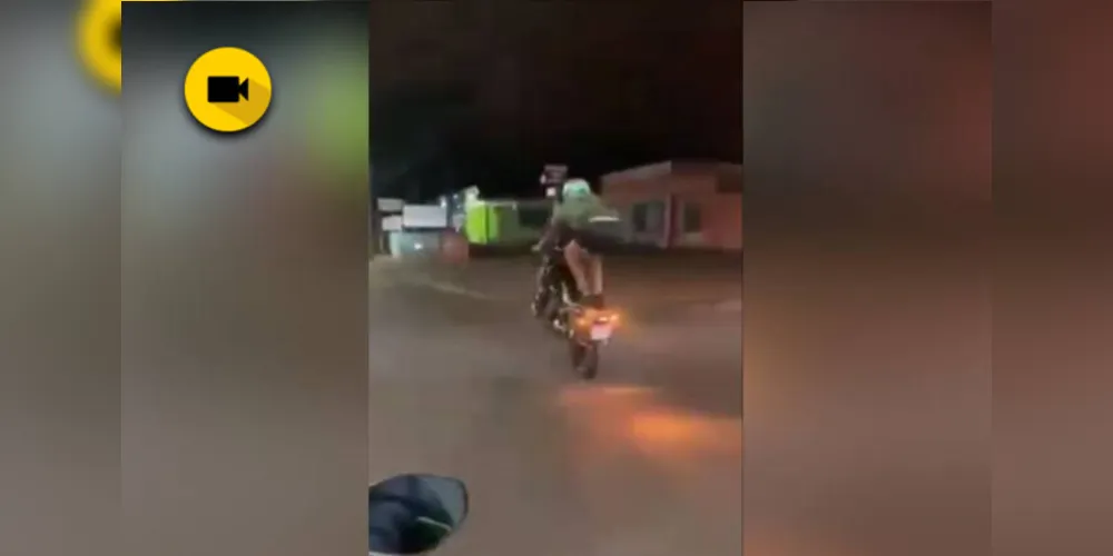 Imagens foram registradas em um trecho da Avenida Carlos Cavalcanti, em Ponta Grossa; veja o vídeo