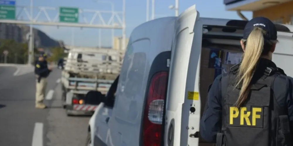 Reforço na fiscalização de estradas vai até as 23h59 de terça-feira.