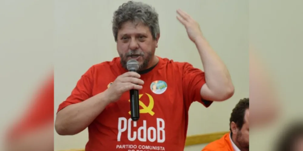 Presidente estadual do PCdoB, professor Elton Barz.