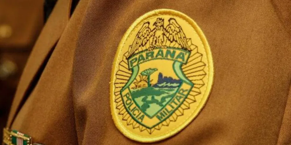 Além da PM, equipes do serviço de saúde, Polícia Civil e Polícia Científica estiveram no local. A causa da morte está sendo averiguada