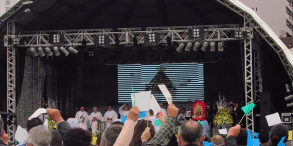 Última missa celebrada no parque, com a presença dos fiéis, em 2019.