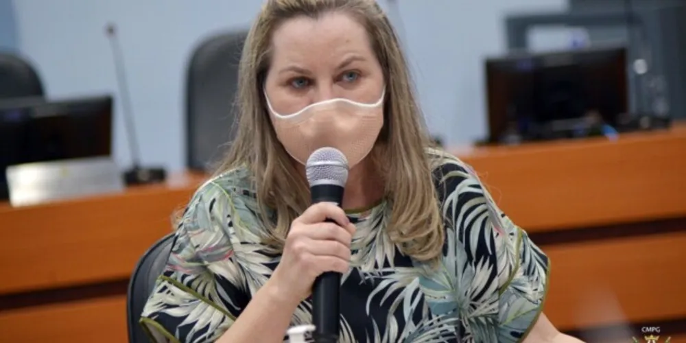 Rosana Silva, coordenadora de transporte da AMTT de Ponta Grossa, durante oitiva