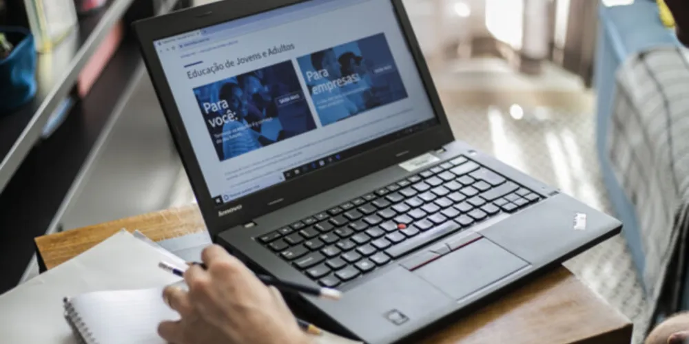 Para ocupar a vaga é necessário ser maior de idade.