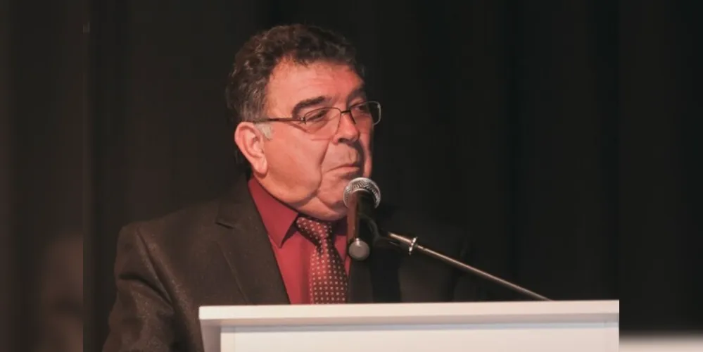 Gestor municipal anunciou a saída do partido em reunião com o presidente da sigla