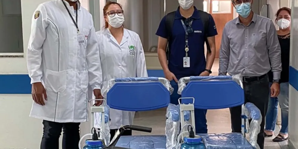 Profissionais doaram equipamentos que serão utilizados na Unidade de Pronto Atendimento (UPA) 