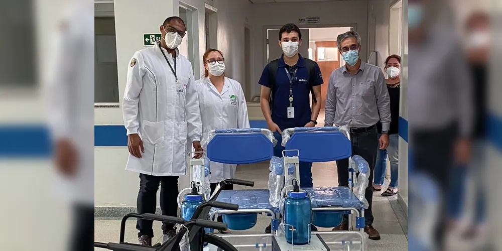Profissionais doaram equipamentos que serão utilizados na Unidade de Pronto Atendimento (UPA) 