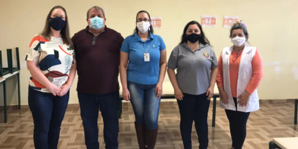 Estudantes recebem palestra organizada pelo 'Tudo Aqui Empresarial'