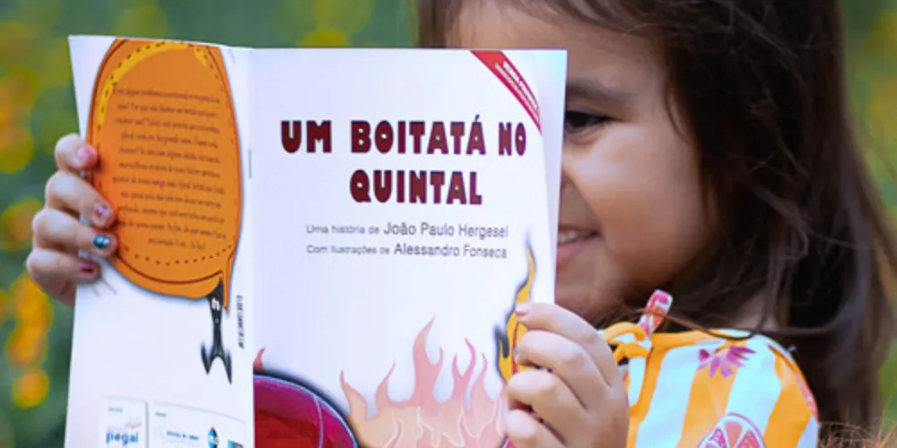 ‘Um boitatá no quintal’, de João Paulo Hergesel, apresenta personagem folclórico com pegada atual