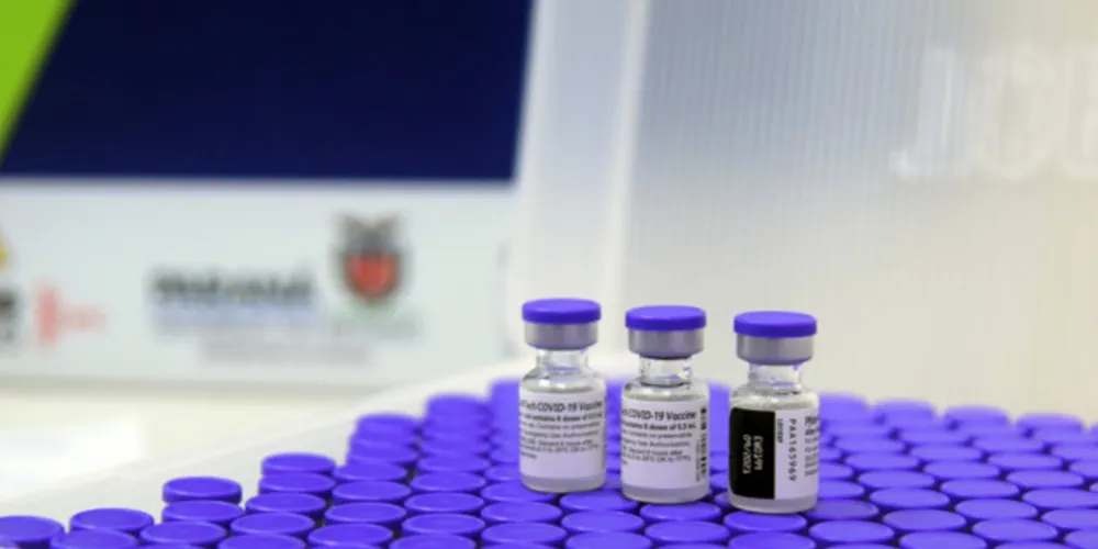 O Paraná não recebe um número tão grande de vacinas para a D1 há pelo menos uma semana.

