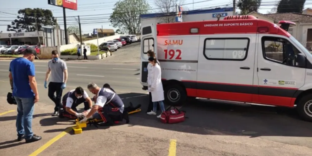 Durante o ataque epilético, a vítima acabou caindo no chão e feriu a cabeça