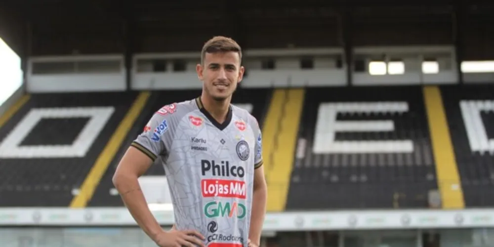 Operário recebeu novo goleiro na tarde desta segunda-feira