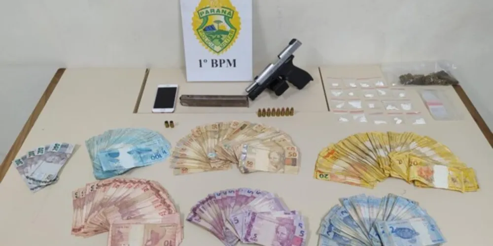 Abordagem da Polícia Militar ocorreu na madrugada desta quarta-feira (15)