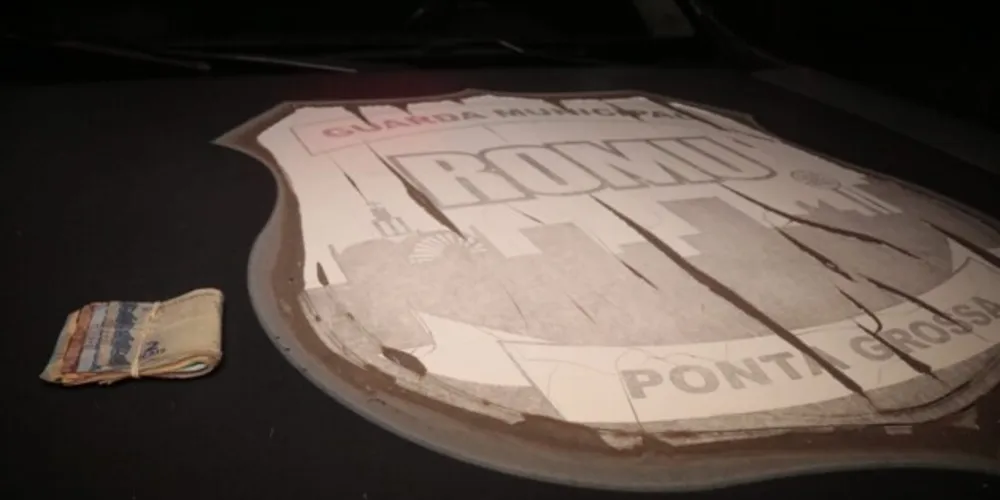 Homem roubou R$ 412 de farmácia. O valor foi dispensado no momento da fuga.