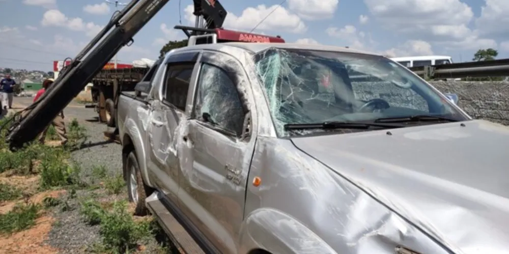 Acidente aconteceu na madrugada de ontem (27) em Ponta Grossa. 