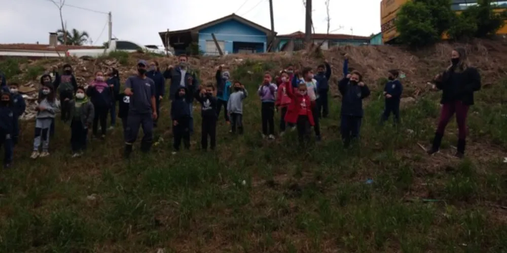 Local escolhido foi a RUa Begônia, próximo à instituição