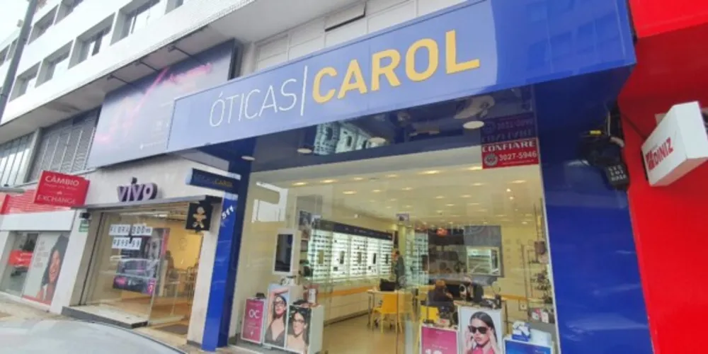 Ótica oferece qualidade com preço baixo com diversas opções em óculos de grau e óculos de sol