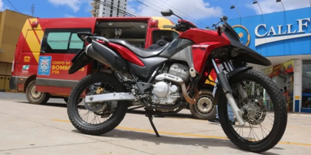 Acidente ocorreu na manhã deste sábado (16) e mobilizou equipes do Corpo de Bombeiros (Siate)