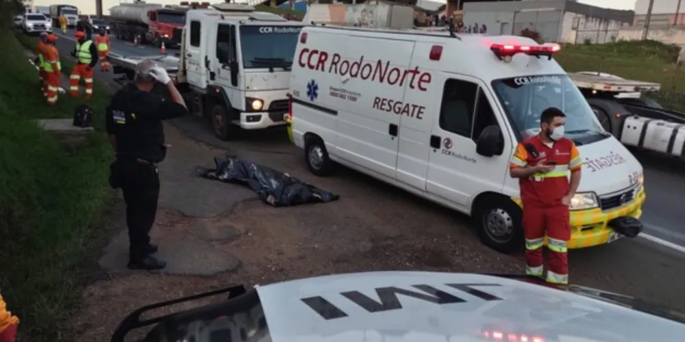 Vítima trabalhava na sinalização da BR-376 quando foi atropelada por um automóvel Gol