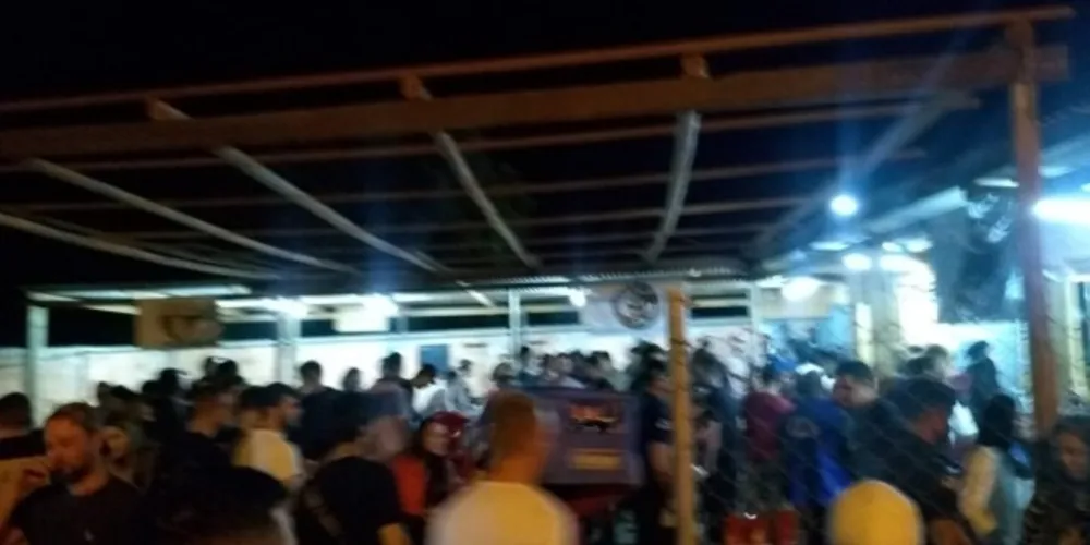 Imagem ilustrativa da imagem Farra e aglomeração levam PM a bares em Vila Oficinas