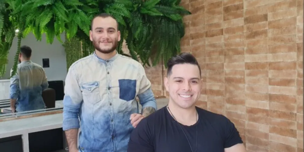 Além dos serviços, a Barbearia Santiago tem diversas opções de produtos para que o cliente possa se arrumar em casa