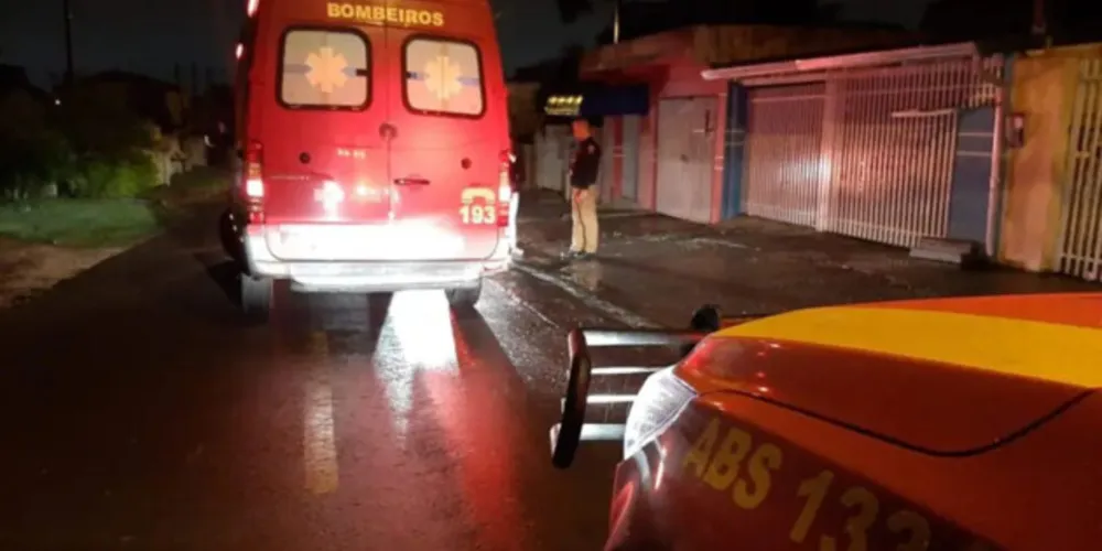 O suspeito seria sobrinho da vítima, a polícia ainda não localizou o agressor.