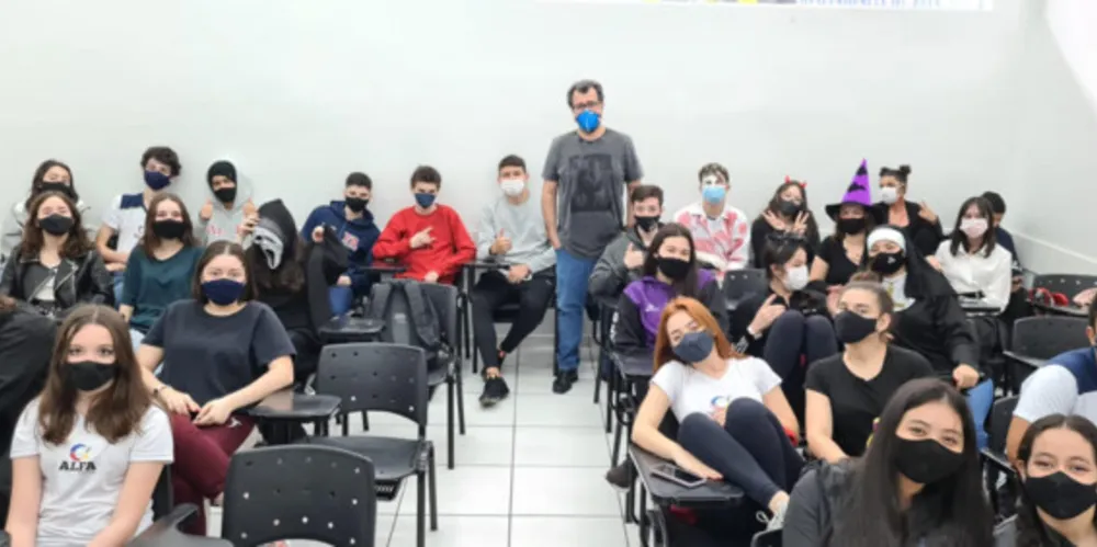 A ação realizada no Colégio Alfa foi uma iniciativa piloto da AMPG