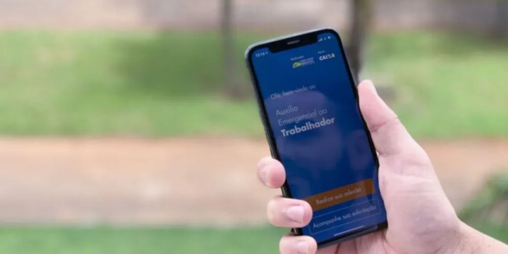 Inscritos no Bolsa Família com NIS 8 também recebem hoje.