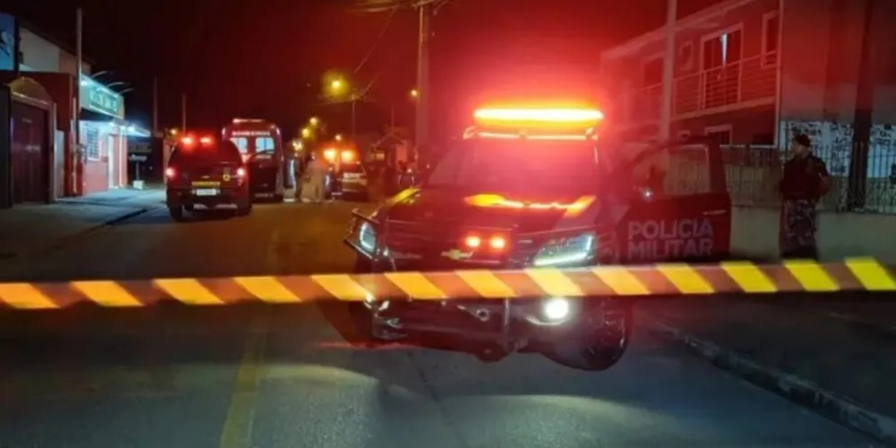 O casal retornava de uma viagem.