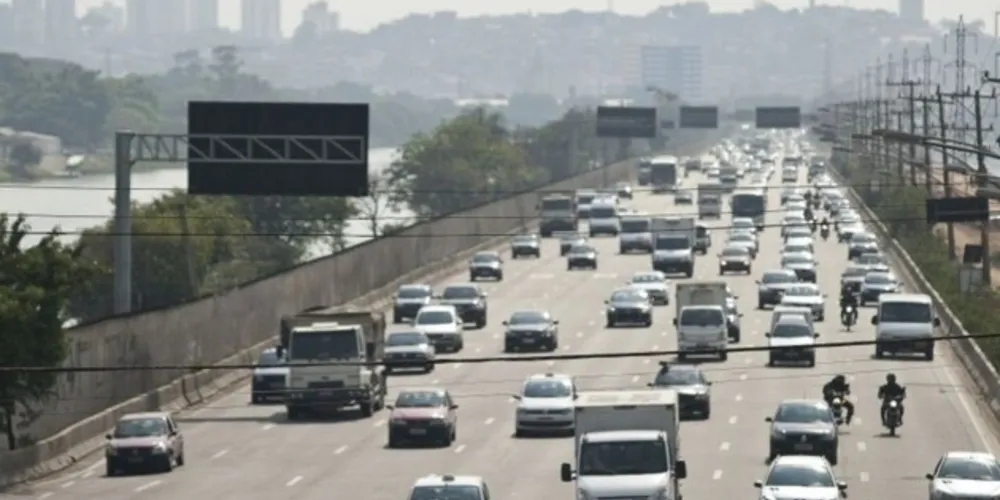 Medida visa a garantir suprimento de combustíveis no país.