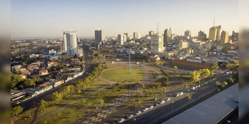 Com umidade relativa do ar em baixa, final de semana em PG tem temperaturas altas e umidade relativa do ar baixa 