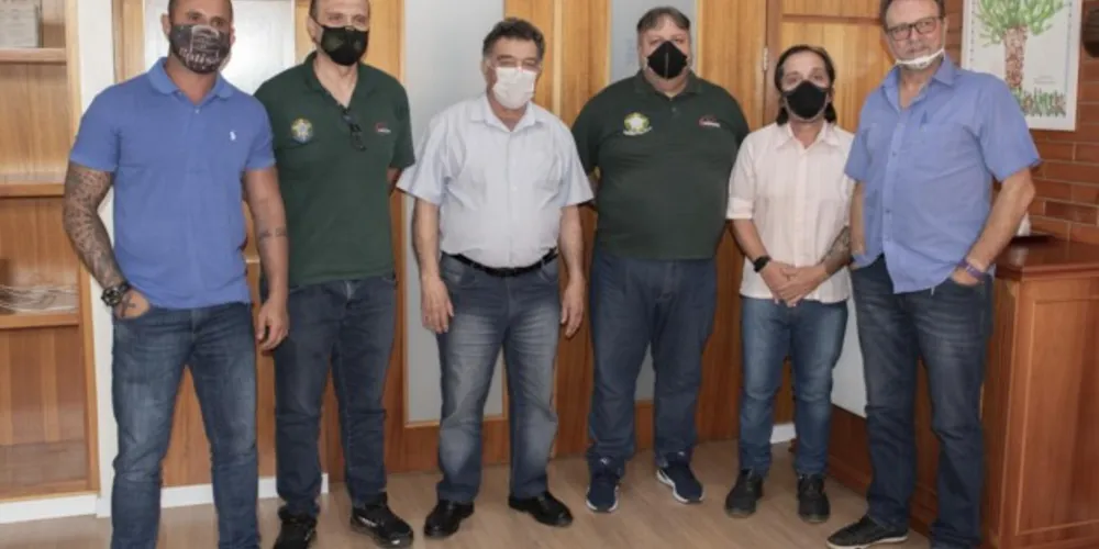 Diretores do CREF/PR estiveram reunidos com o prefeito Dr. Marcio Matos nesta terça-feira (21)