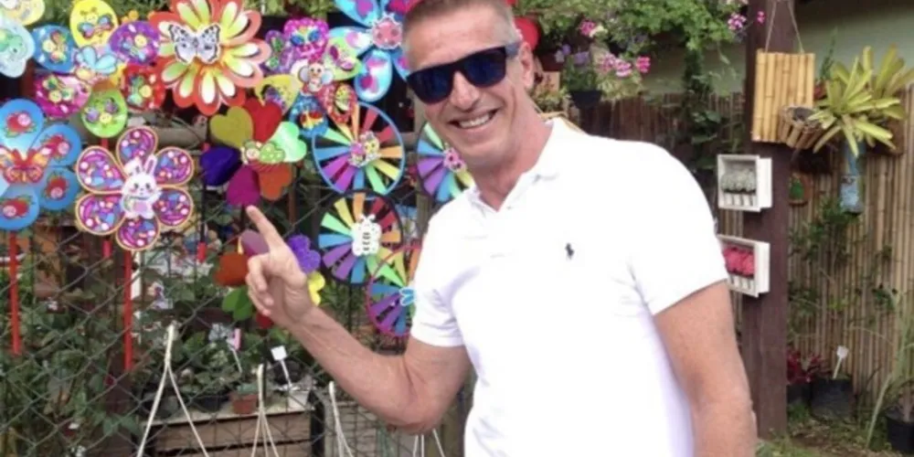 Daniel pilotava uma moto quando atingiu um carro que fazia serviço de transporte por aplicativo.