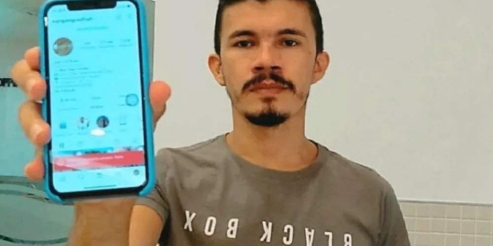 Di Araújo é sócio de uma loka virtual de sungas no Ceará