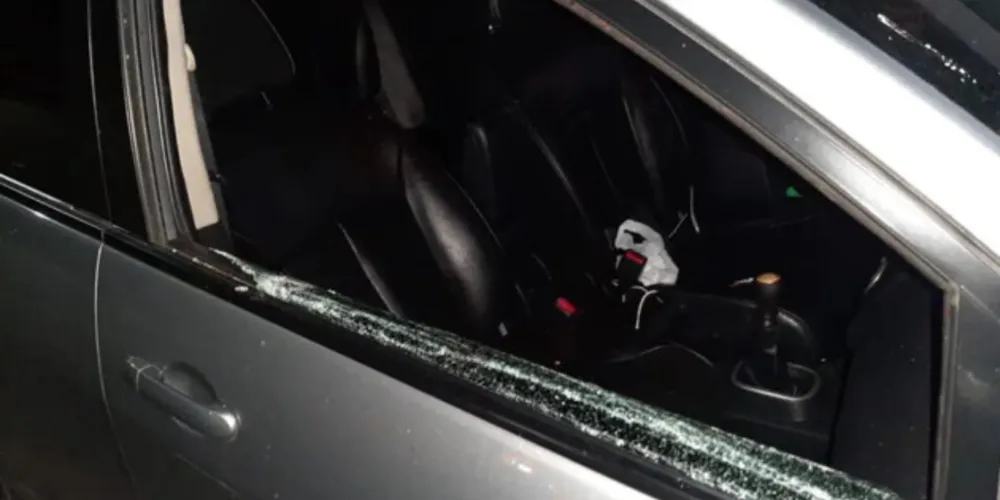 A Polícia procura os suspeitos e o caso será investigado.