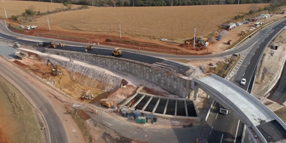 Equipe. Mais de 1,3 mil colaboradores são empregados pelas obras, serviços e atendimento da CCR RodoNorte em Ponta Grossa