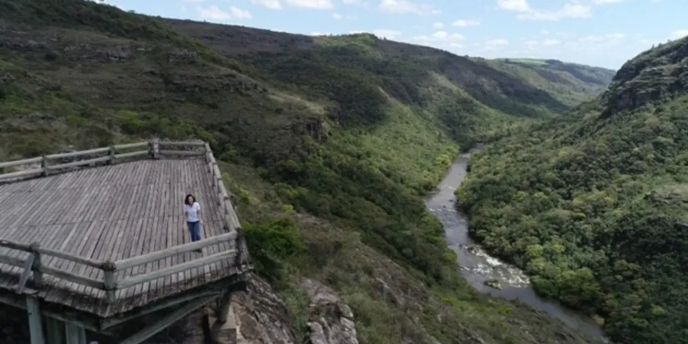 Parque Estadual do Guartelá, em Tibagi, fica aberto no feriadão