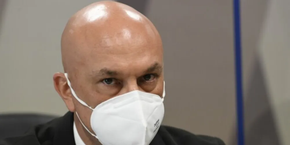 Ex-diretor da Anvisa, José Ricardo Santana, em depoimento à CPI da Covid