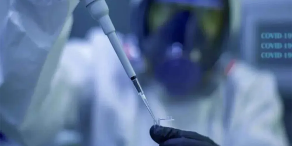 Hoje, no Brasil, o intervalo preconizado entre a primeira e a segunda dose é de 12 semanas.