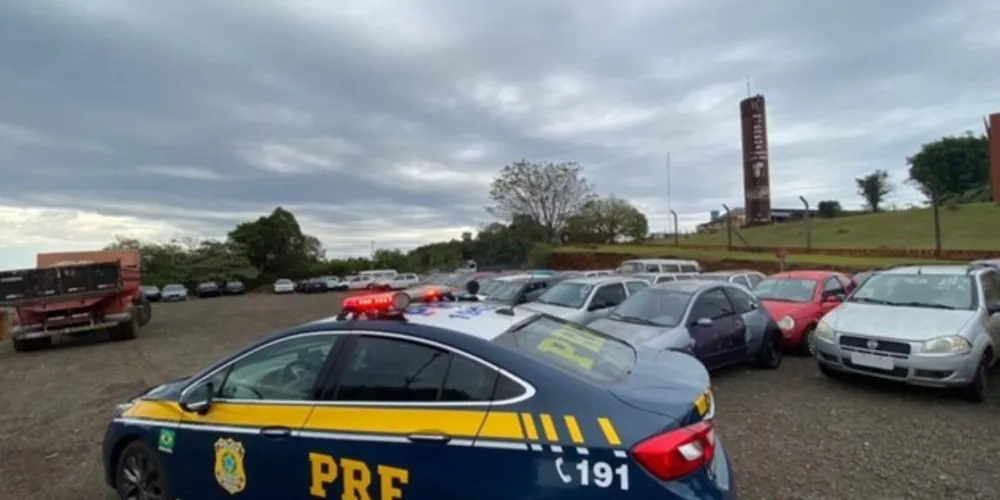 Edital também oferece 40 veículos  sem condições de circular em vias públicas e lances já podem ser feitos