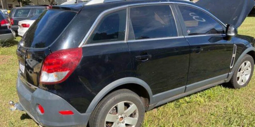 São ofertados 258 automóveis, motocicletas e vans que estão nos pátios das unidades. São veículos que se tornaram obsoletos para a atividade operacional da PM, porém podem ser utilizados para circulação da população em geral. Lances até 13 de outubro pela internet