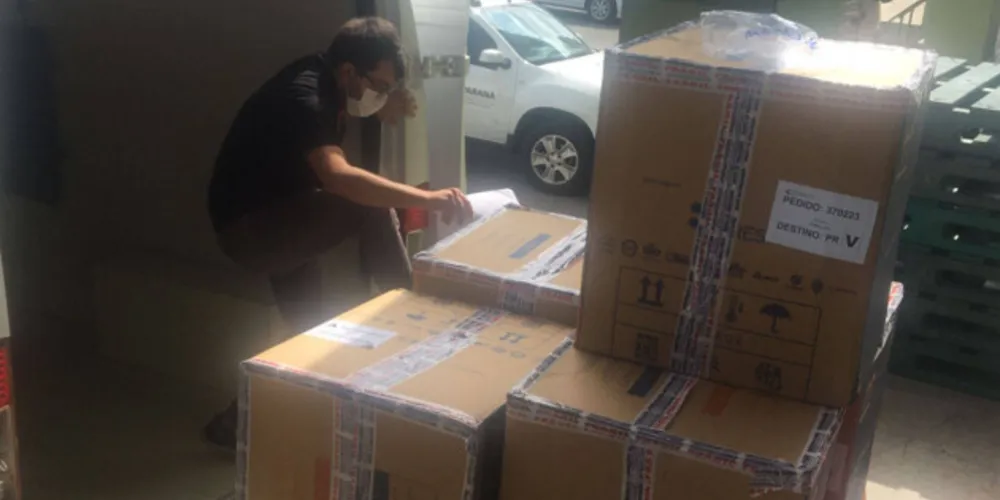 As novas doses já estão no Cemepar e serão encaminhados para as Regionais de Saúde dentro do prazo padrão.